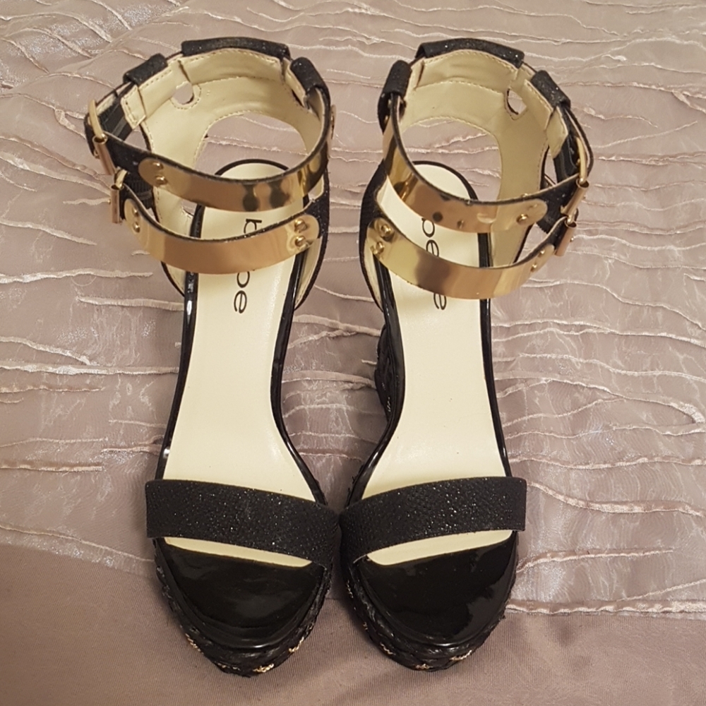 Bebe ankle cuff wedge